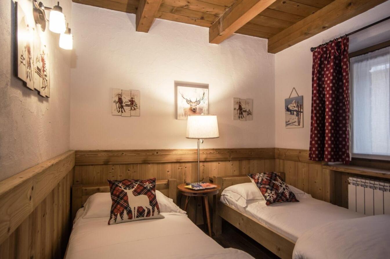 Bijoux Des Alpes - Mont Blanc Village La Salle Værelse billede