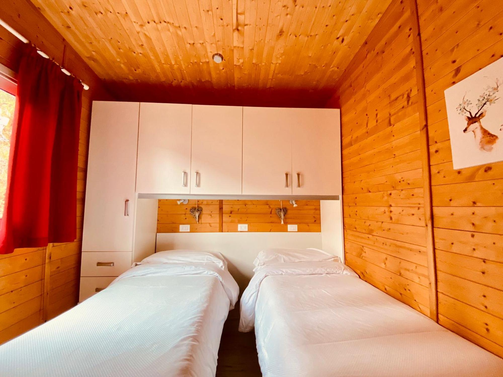 Bijoux Des Alpes - Mont Blanc Village La Salle Værelse billede
